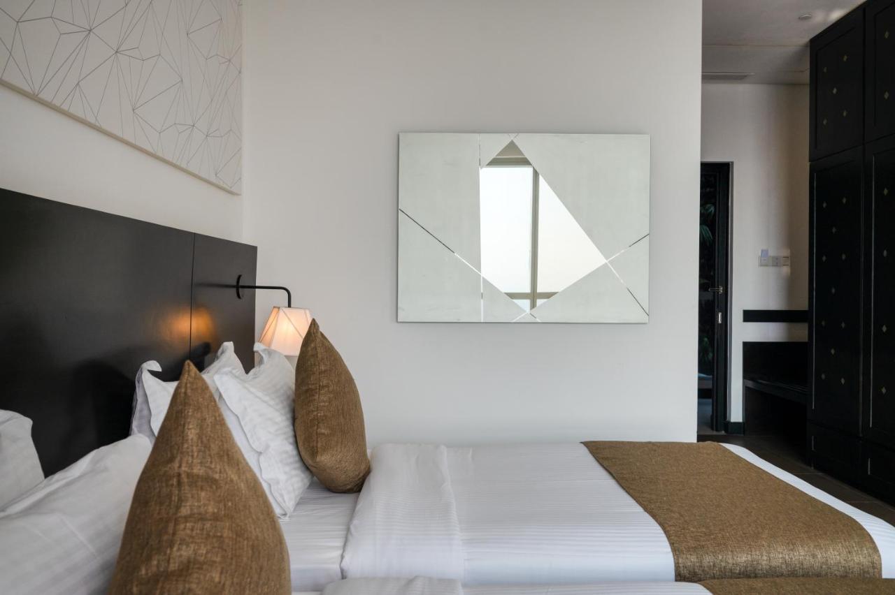 Orion City Hotel โคลอมโบ ภายนอก รูปภาพ