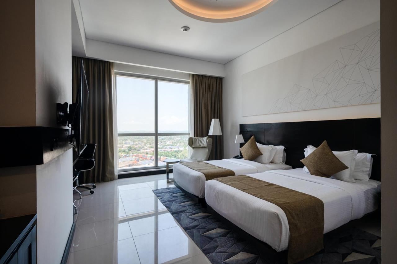 Orion City Hotel โคลอมโบ ภายนอก รูปภาพ